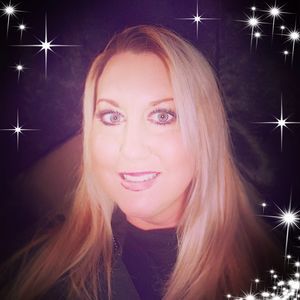 Meet your Posher, Alyshea